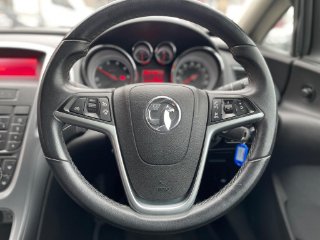 /photos/12191/d821a3c4-f919-40d3-8e49-137c4185e6f1_i320x240.jpg